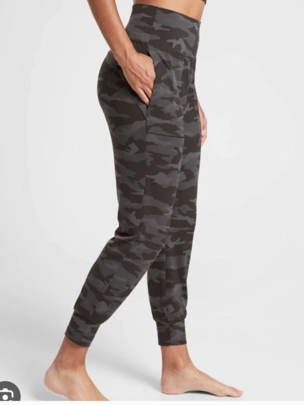 Athleta Salutation Jogger Camo Black Large Petite S/627874
